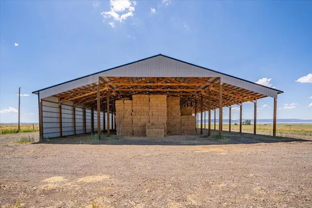 $4,200,000 | 56087 Highway 395, Davis Creek, CA 96108