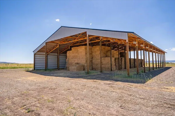 $4,200,000 | 56087 Highway 395, Davis Creek, CA 96108