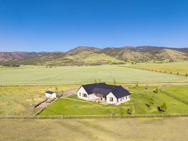 $4,200,000 | 56087 Highway 395, Davis Creek, CA 96108