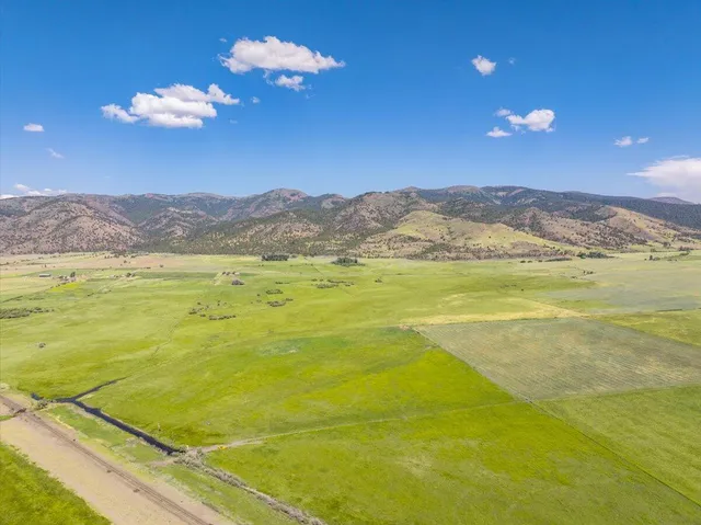 $4,200,000 | 56087 Highway 395, Davis Creek, CA 96108