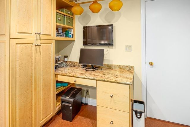 $3,050,000 | 20 Rowes Wharf, Unit TH7, Boston, MA 02110