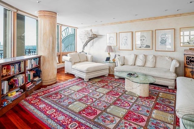 $3,050,000 | 20 Rowes Wharf, Unit TH7, Boston, MA 02110