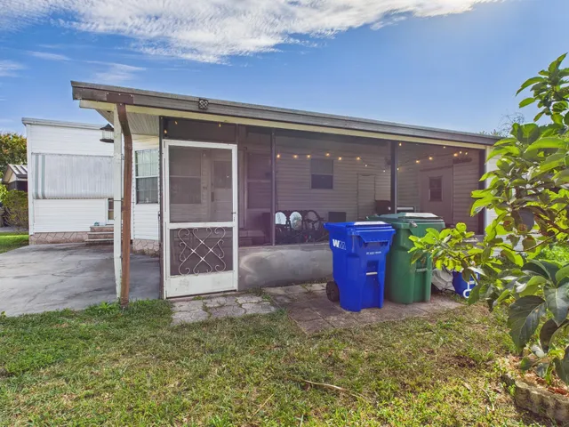 $159,000 | 102 Northeast 8th Avenue, Okeechobee, FL 34972