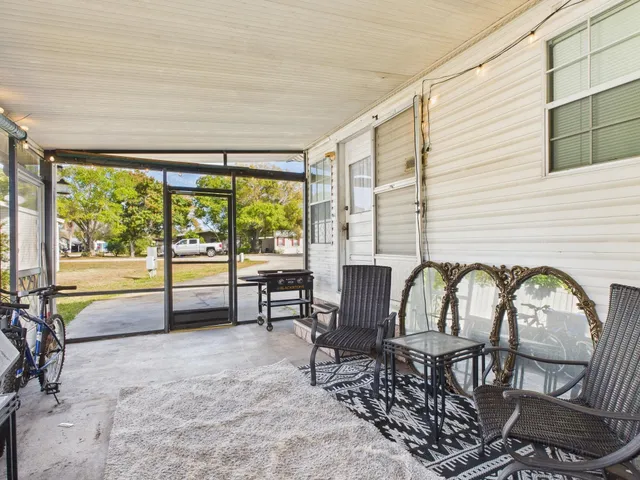 $159,000 | 102 Northeast 8th Avenue, Okeechobee, FL 34972