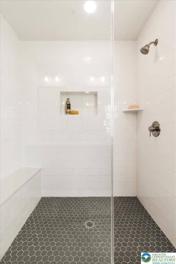 77 Tumble Creek Road, Unit 14 Easton, PA 18042 - Photo 25 of 33 Owner's Shower *Photos are of a previously built model home. Finishes, features, and options may vary*