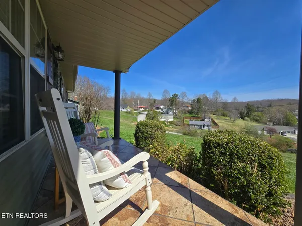 $255,000 | 609 South Proctor Boulevard, Oneida, TN 37841