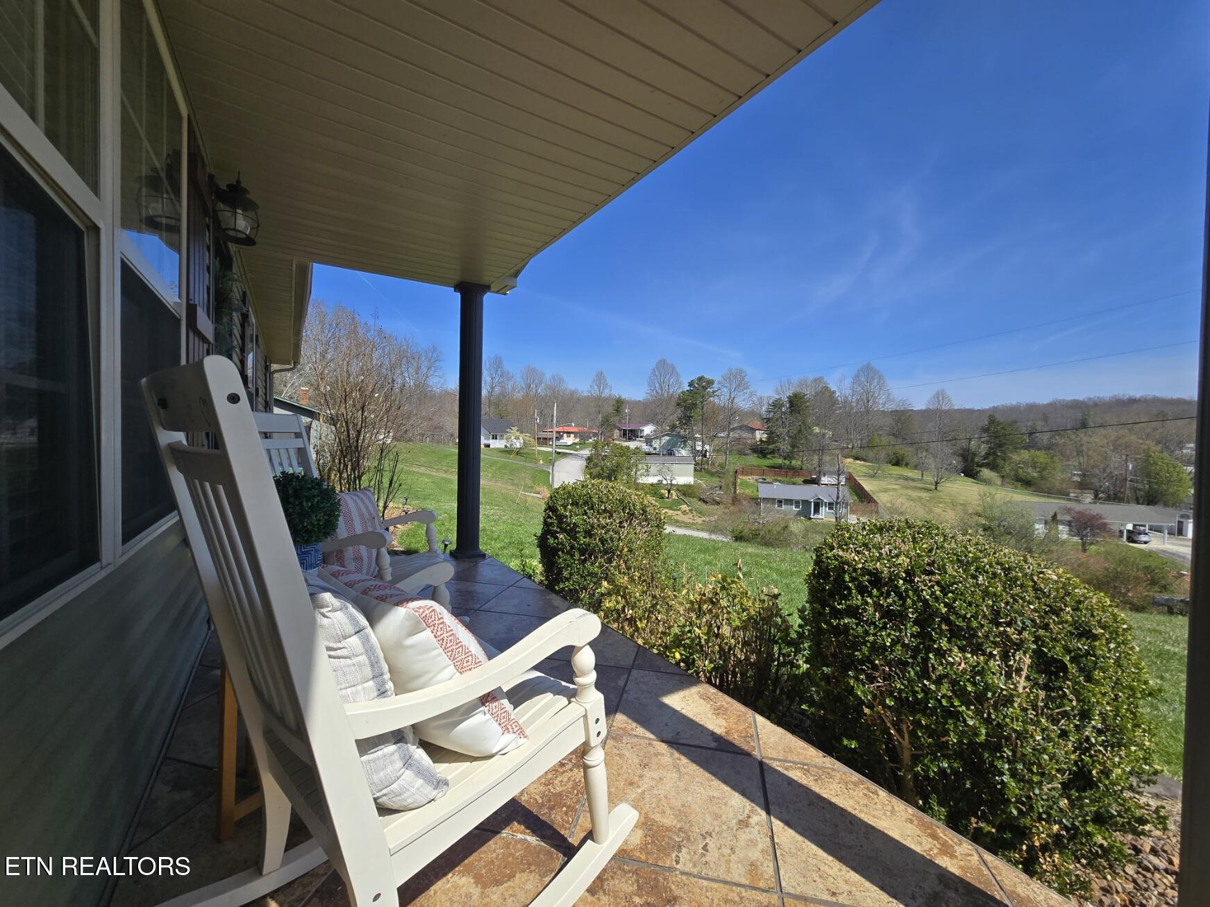 609 South Proctor Boulevard Oneida, TN 37841 - Photo 5 of 44 20260325_122220