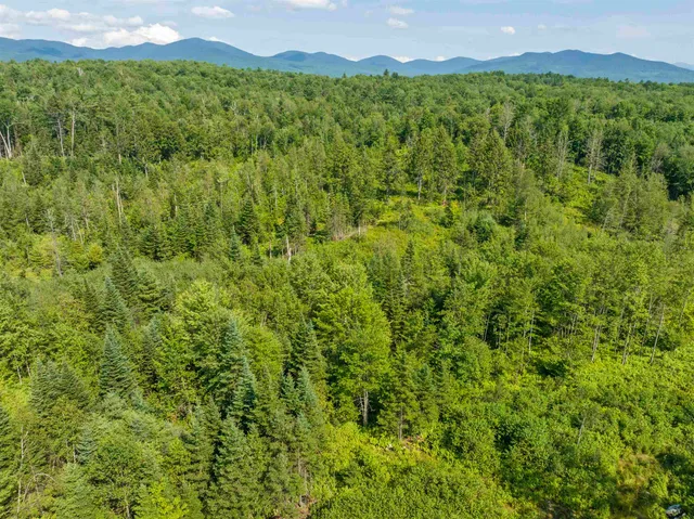 $199,000 | 7-8 Kelsea Drive, Lancaster, NH 03584