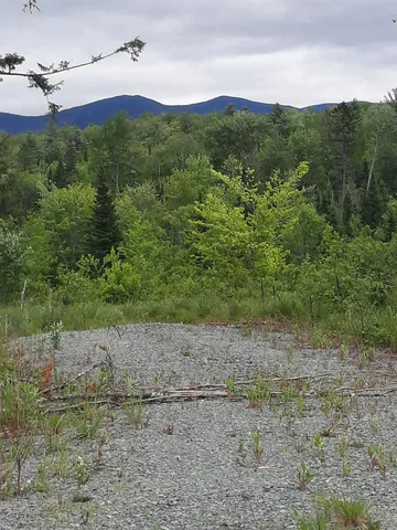 $199,000 | 7-8 Kelsea Drive, Lancaster, NH 03584