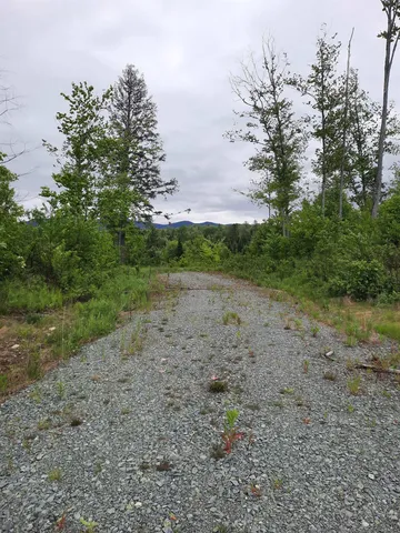 $199,000 | 7-8 Kelsea Drive, Lancaster, NH 03584