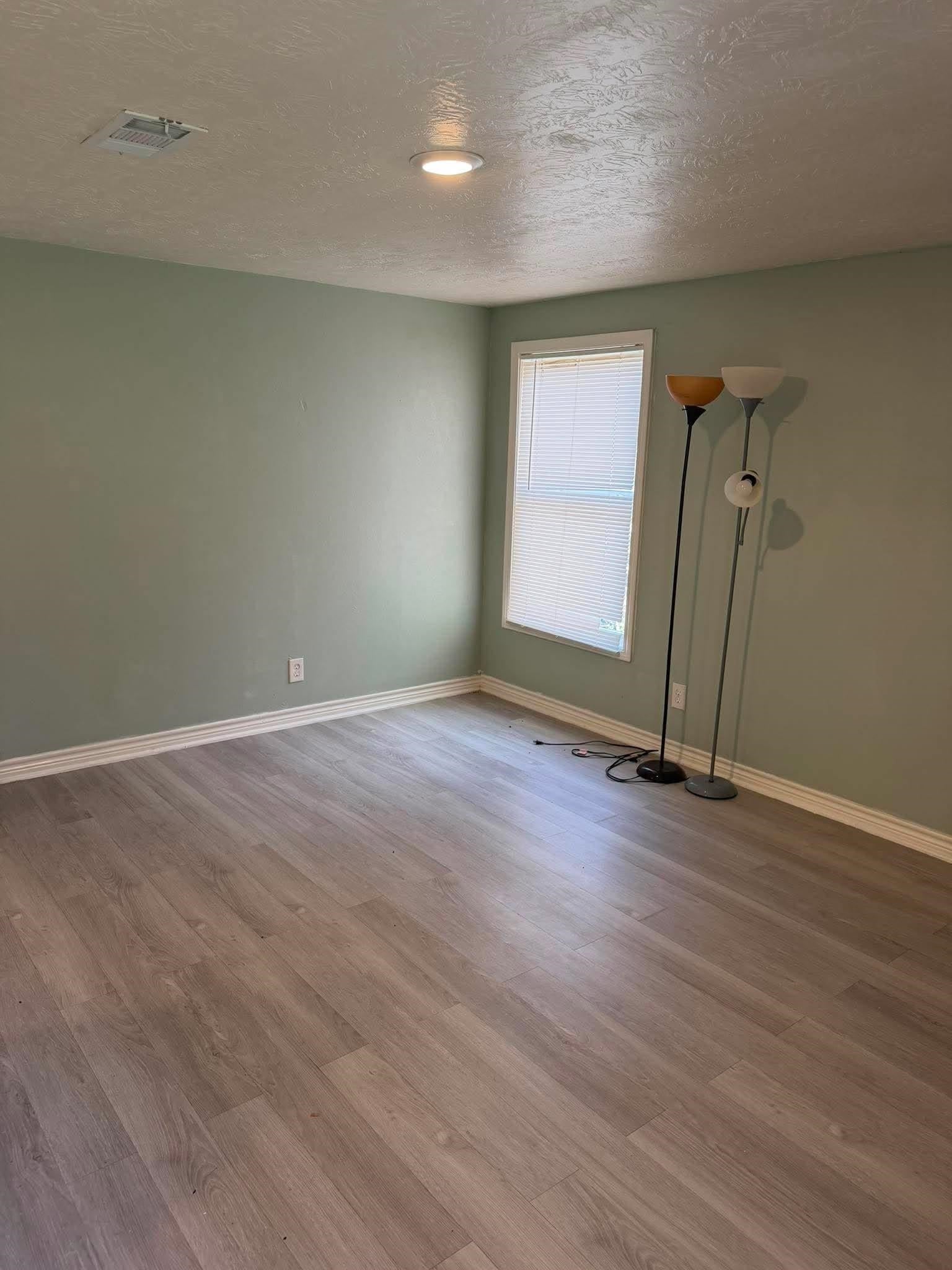 415 Liston Road Vidor, TX 77662 - Photo 11 of 15 Gallery Image 11