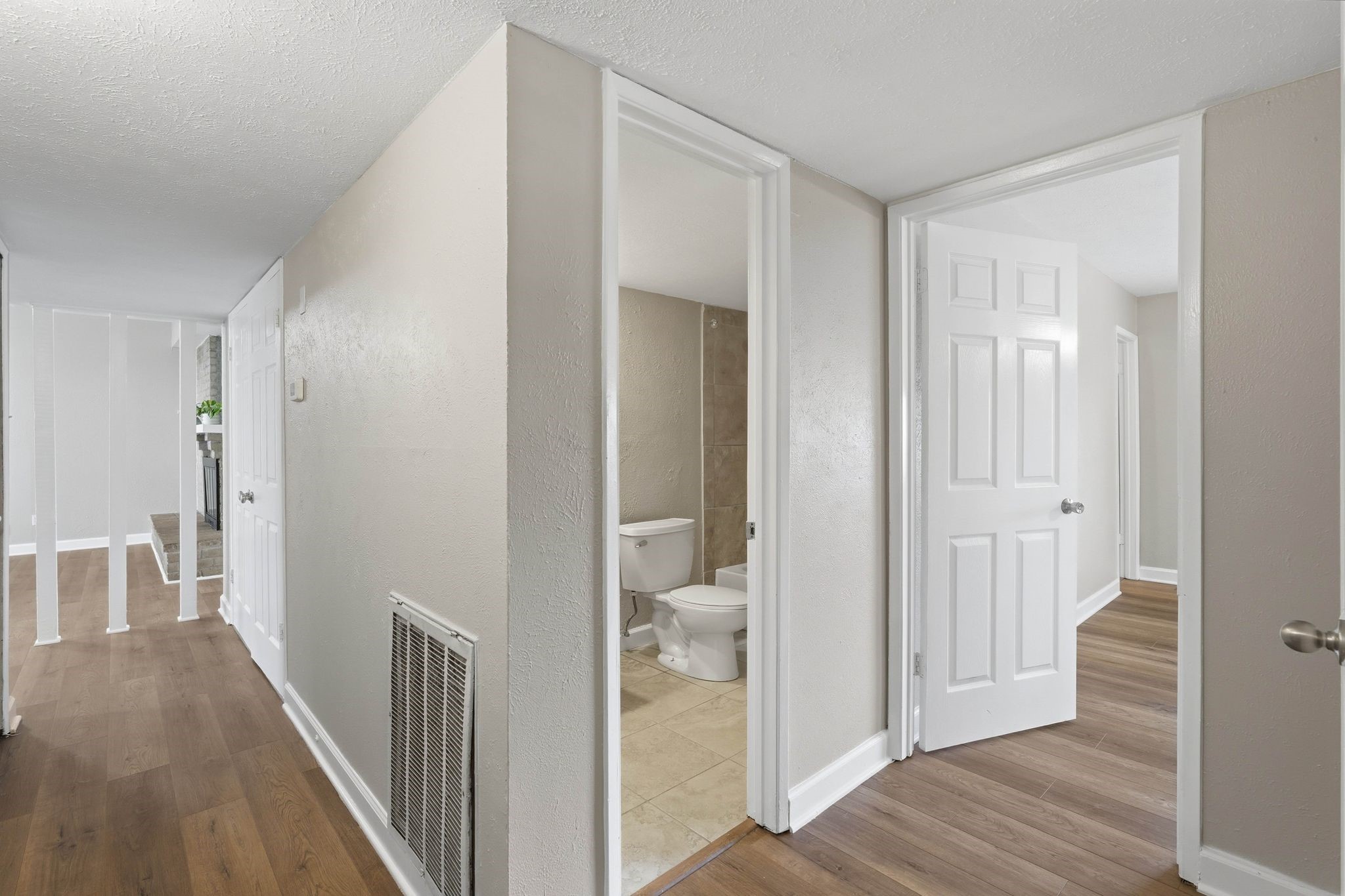 17223 Ranch Country Road Hockley, TX 77447 - Photo 23 of 36 You'll also find a secondary bathroom for the two bedrooms to share conveniently placed between them.
