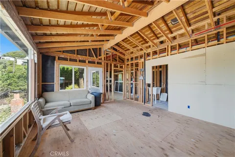 $2,400,000 | 31505 Eagle Rock Way, Laguna Beach, CA 92651