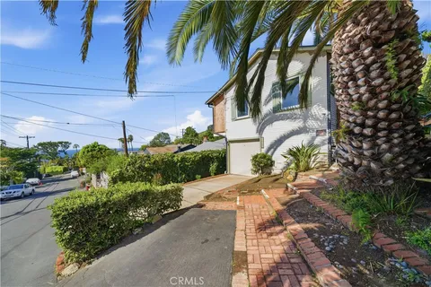 $2,275,000 | 31505 Eagle Rock Way, Laguna Beach, CA 92651