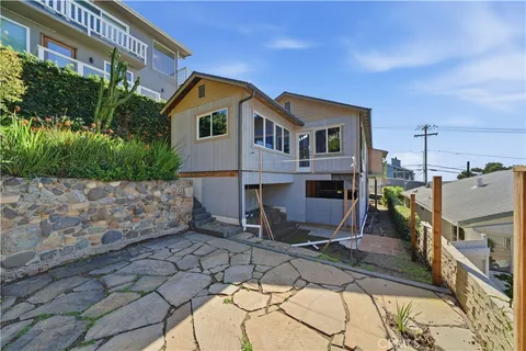 $2,400,000 | 31505 Eagle Rock Way, Laguna Beach, CA 92651