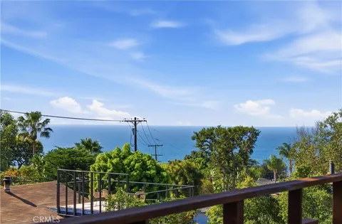 $2,400,000 | 31505 Eagle Rock Way, Laguna Beach, CA 92651