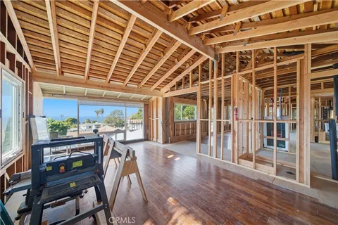 $2,400,000 | 31505 Eagle Rock Way, Laguna Beach, CA 92651