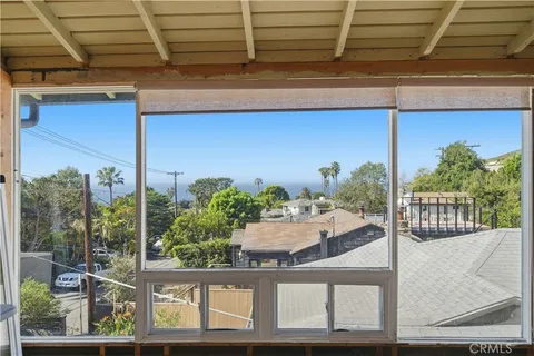 $2,400,000 | 31505 Eagle Rock Way, Laguna Beach, CA 92651