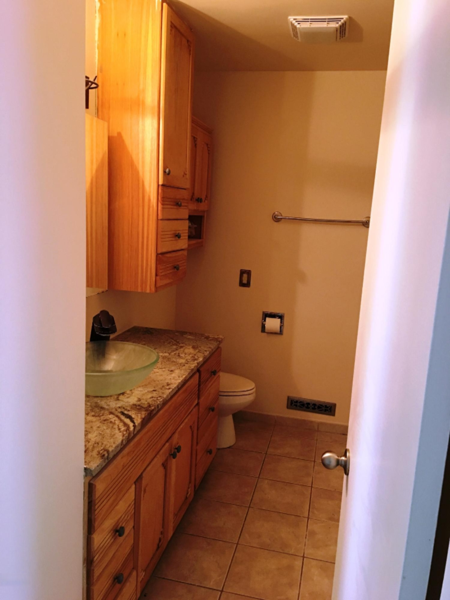 2104 Nazareth Road Kalamazoo, MI 49048 - Photo 7 of 8 IMG_0128
