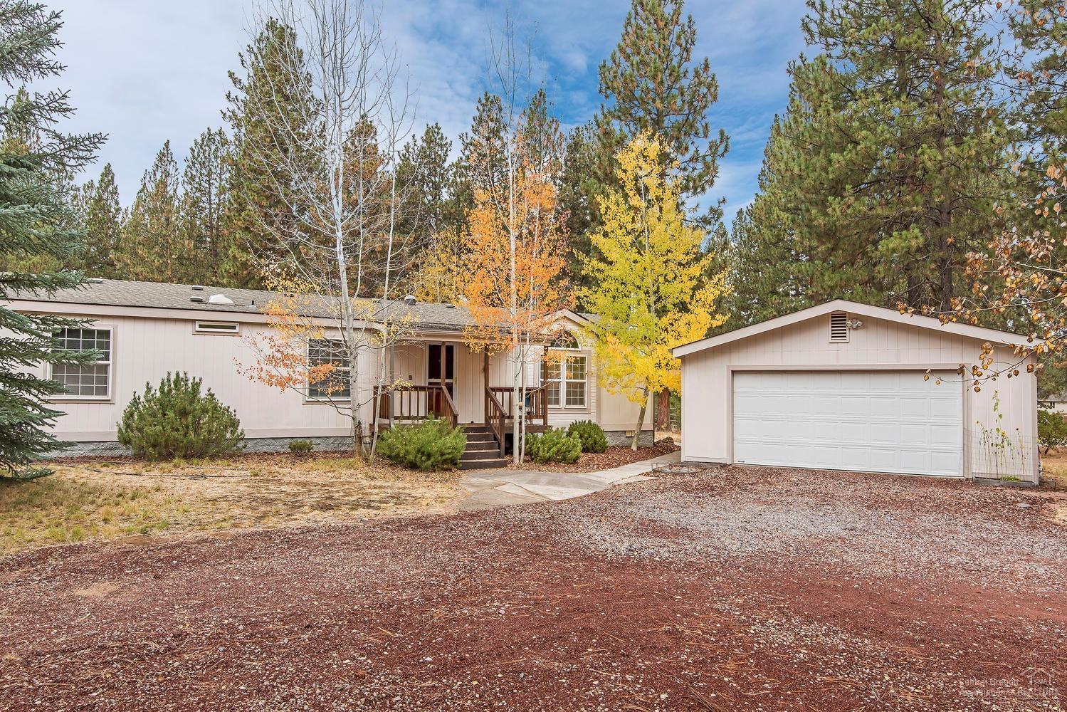 19207 Choctaw Road Bend, OR 97702 - Photo 1 of 20 Primary Photo