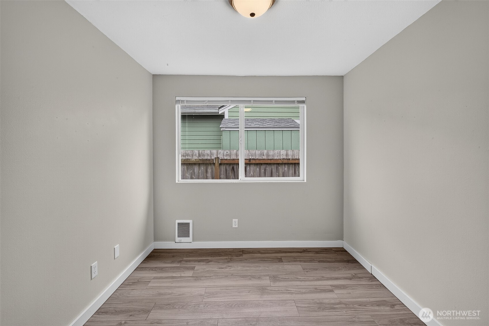 2720 Patton Street Bellingham, WA 98225 - Photo 29 of 35