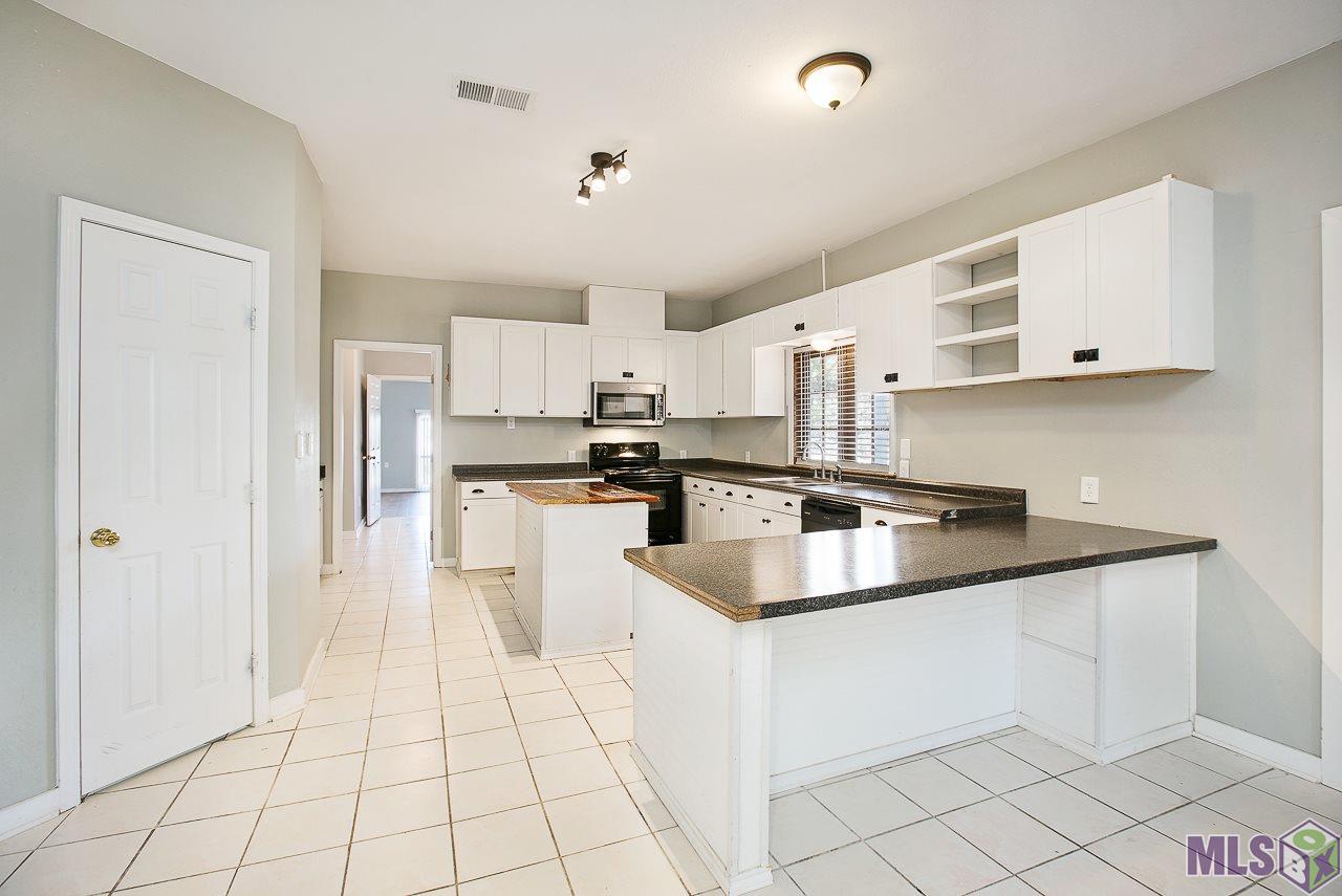 18355 Little Prairie Road Prairieville, LA 70769 - Photo 10 of 20