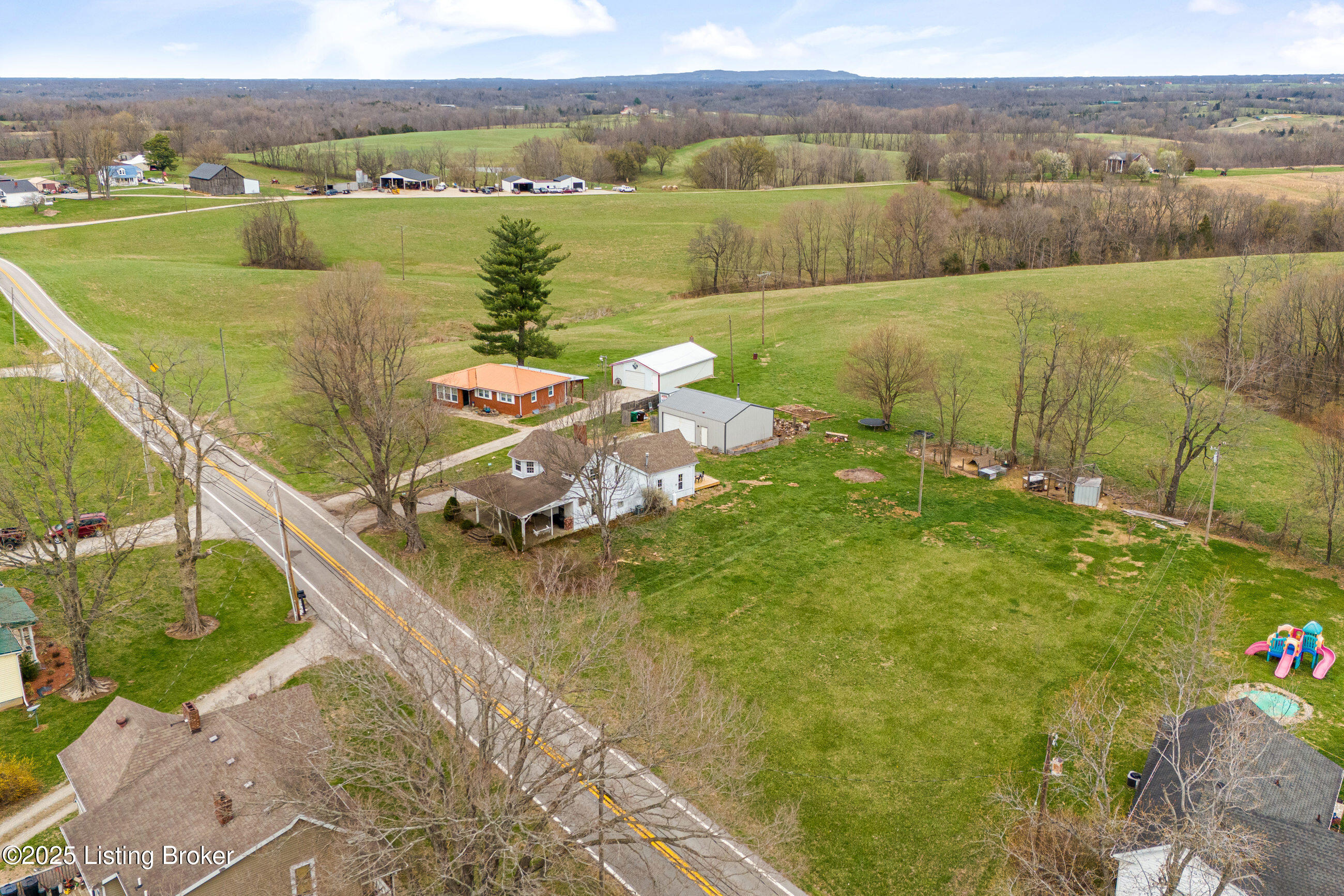 11985 Mt Eden Road Waddy, KY 40076 - Photo 35 of 43 11985mteden_lrem_306