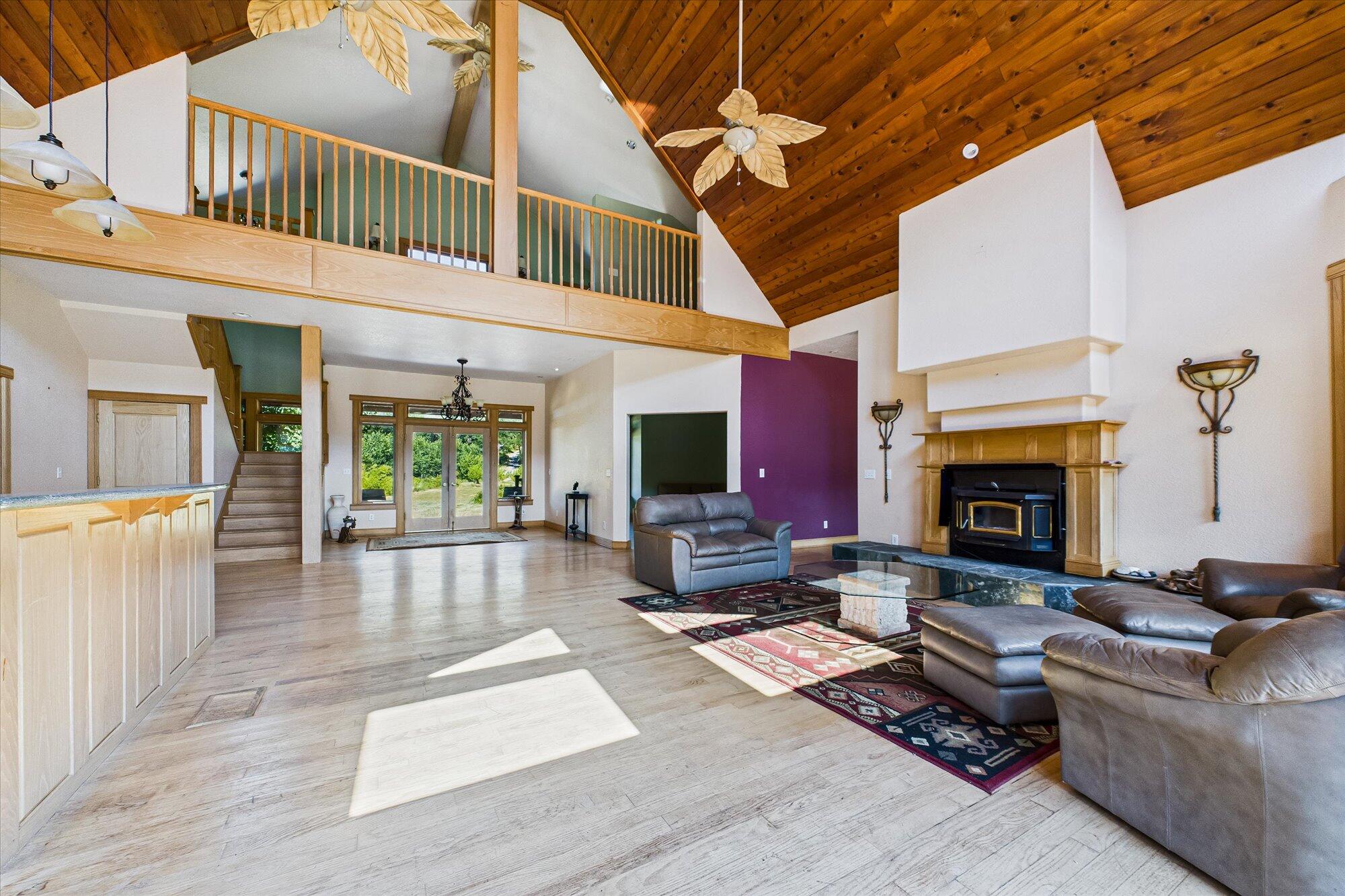 1560 Patterson Road Willow Creek, CA 95573 - Photo 18 of 75