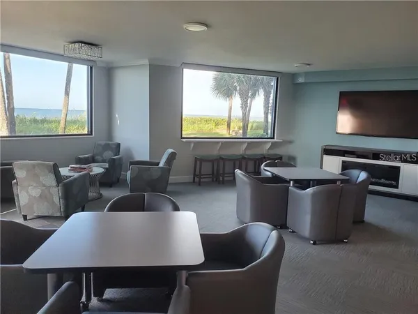 $5,000 | 1050 Longboat Club Road, Unit 502, Longboat Key, FL 34228