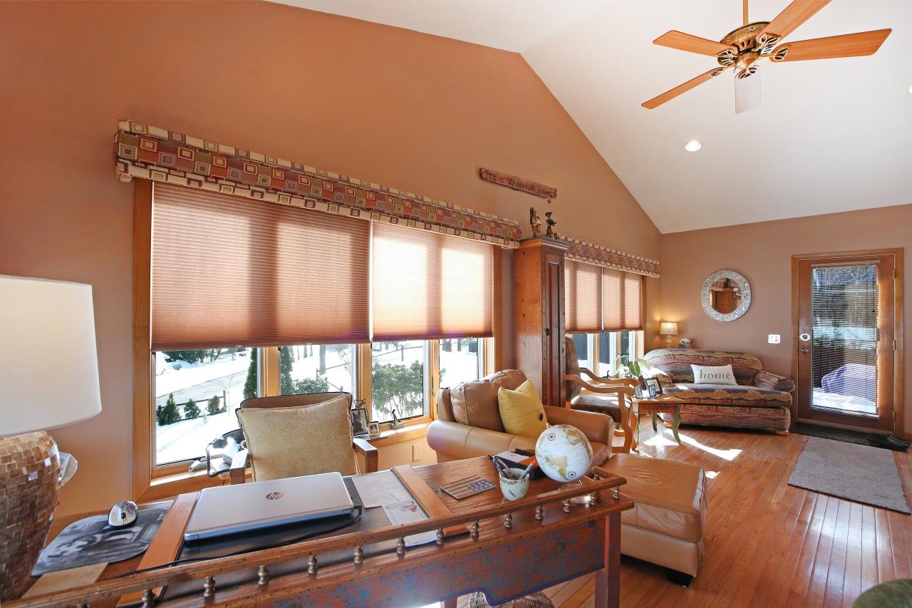 1 Grandview Avenue Derry, NH 03038 - Photo 24 of 60