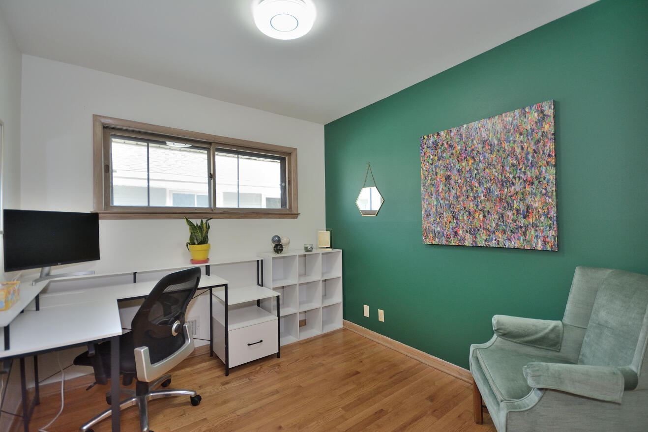 4635 South 50th Street Greenfield, WI 53220 - Photo 16 of 31 BEDROOM