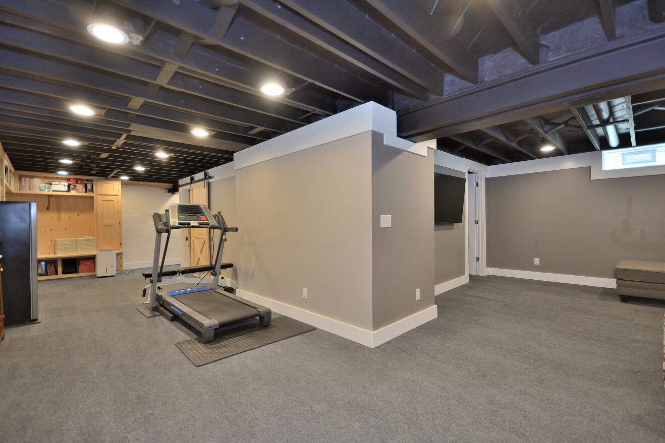 4635 South 50th Street Greenfield, WI 53220 - Photo 18 of 31 LOWER REC