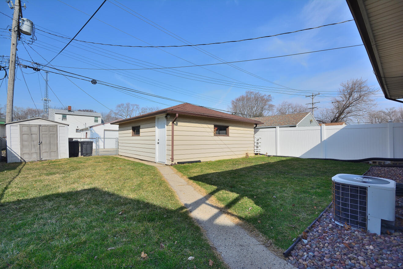 4635 South 50th Street Greenfield, WI 53220 - Photo 26 of 31 BACKYARD