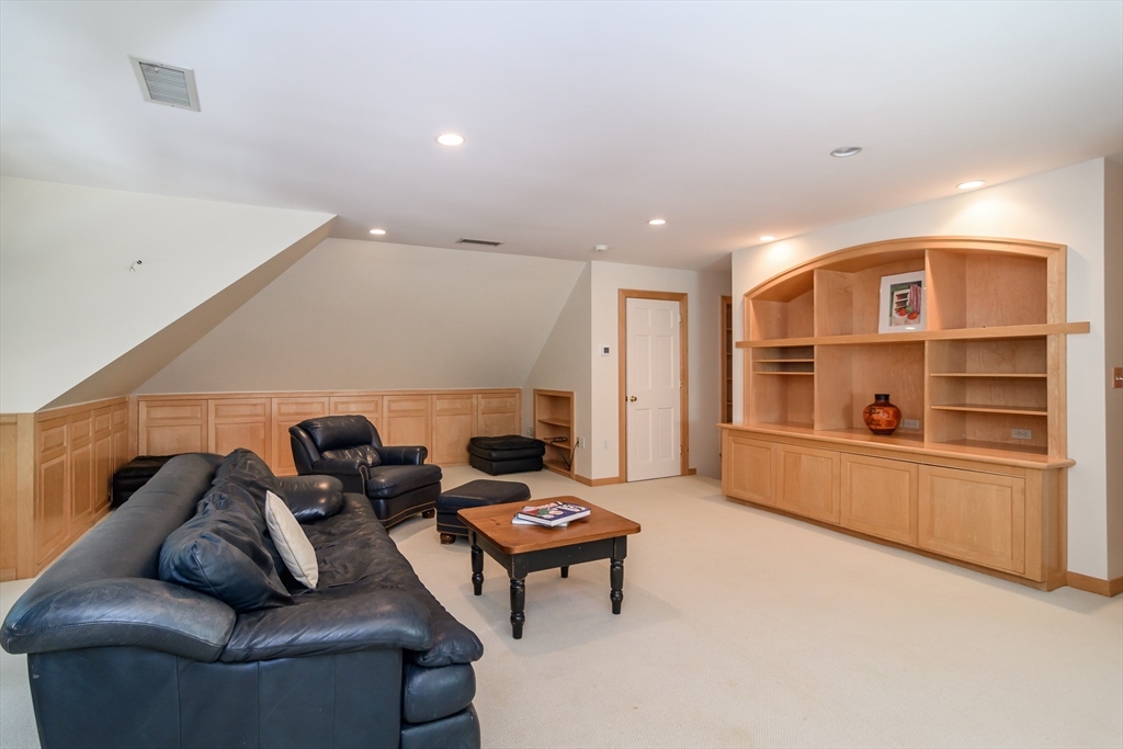 41 Phillips Road Sudbury, MA 01776 - Photo 25 of 29