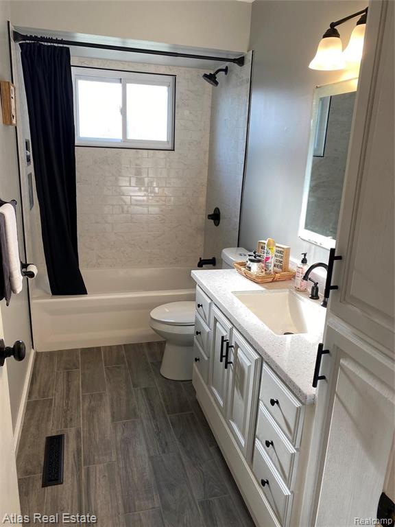 8367 Washburn Road Columbiaville, MI 48421 - Photo 8 of 20