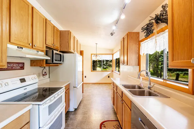 $1,695,000 | 696 Big Goose Road, Sheridan, WY 82801