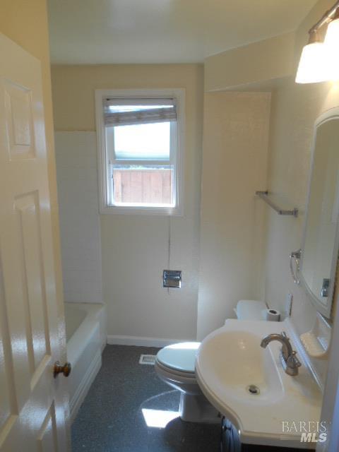 1020 Bennett Valley Road Santa Rosa, CA 95404 - Photo 11 of 24 a bathroom with a sink toilet and tub