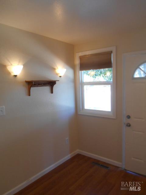 1020 Bennett Valley Road Santa Rosa, CA 95404 - Photo 10 of 24 an empty room with a window