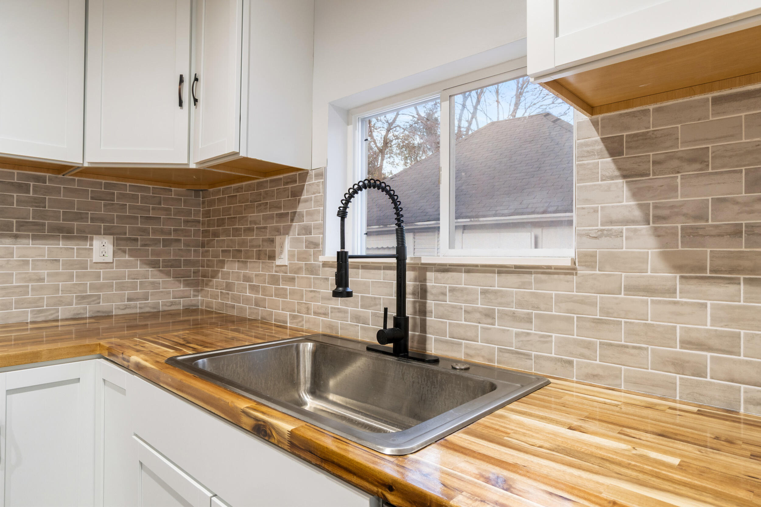 317 Orange Street Jackson, MI 49202 - Photo 21 of 41 21_317 orange st jackson mi - 00030