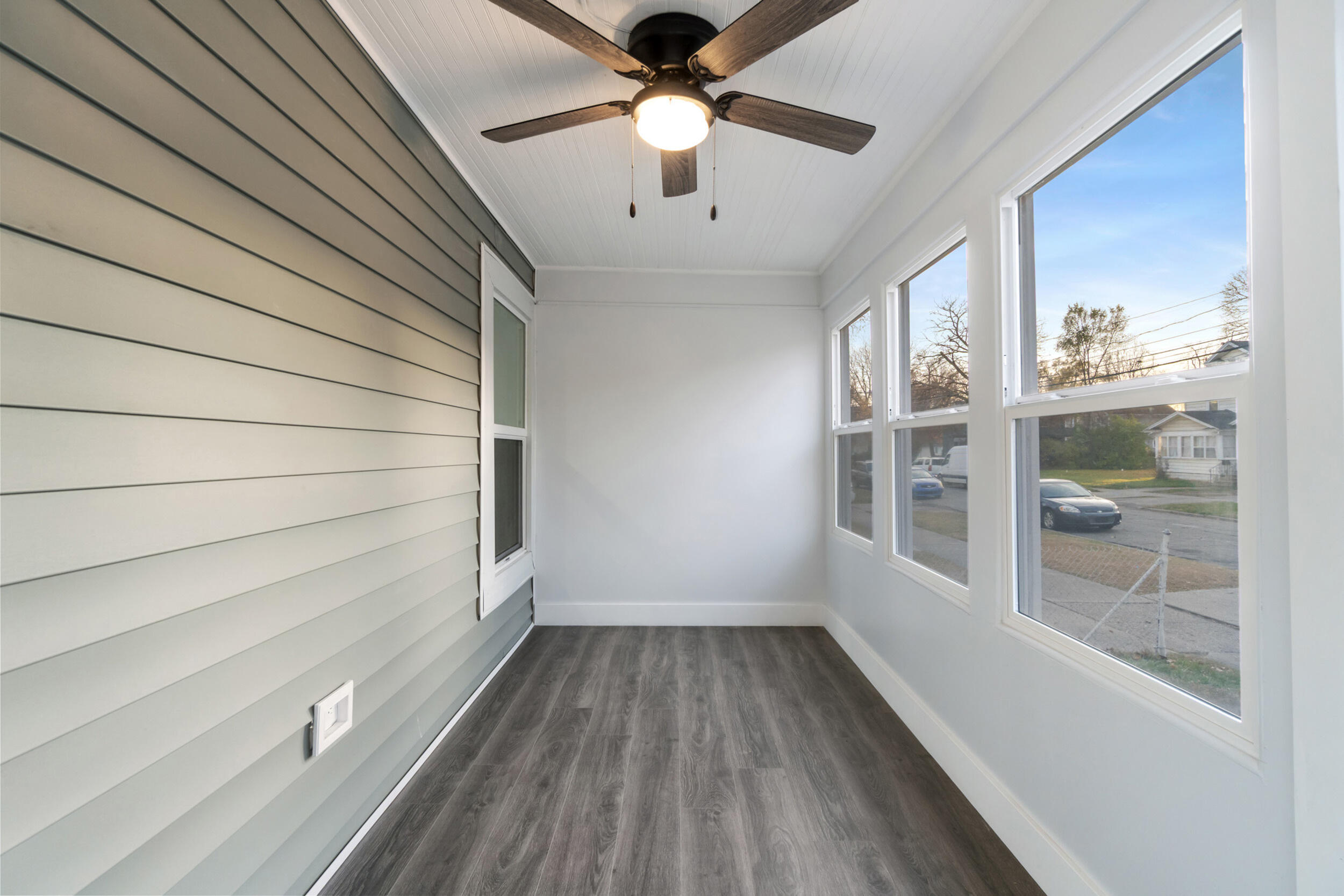 317 Orange Street Jackson, MI 49202 - Photo 6 of 41 6_317 orange st jackson mi - 00011