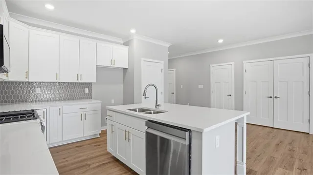 $489,990 | 2724 Marra Drive, Gibsonia, PA 15044