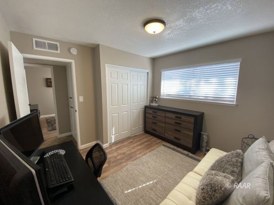305 Peg Street Ridgecrest, CA 93555 - Photo 15 of 28