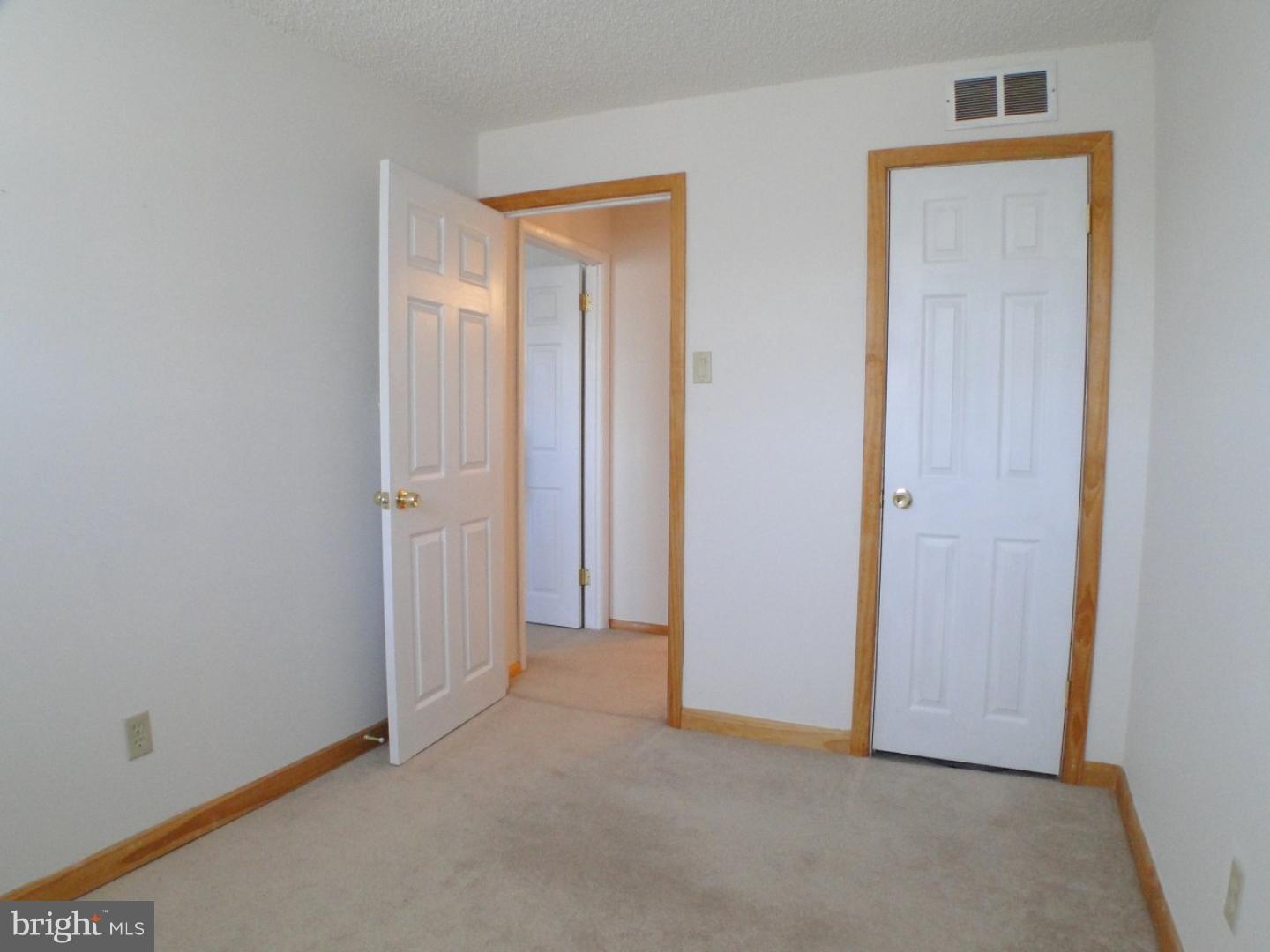 4204 Telford Road Philadelphia, PA 19154 - Photo 16 of 25 Gallery Image 16