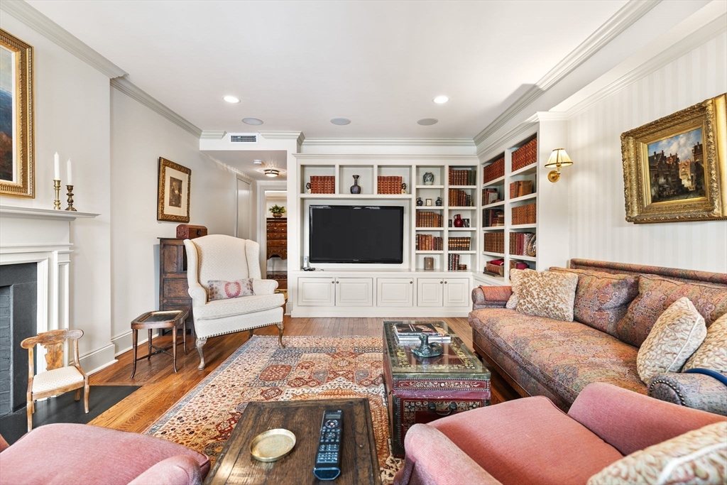 81 Beacon Street, Unit 8 Boston, MA 02108 - Photo 14 of 32 a living room with furniture window and a flat screen tv