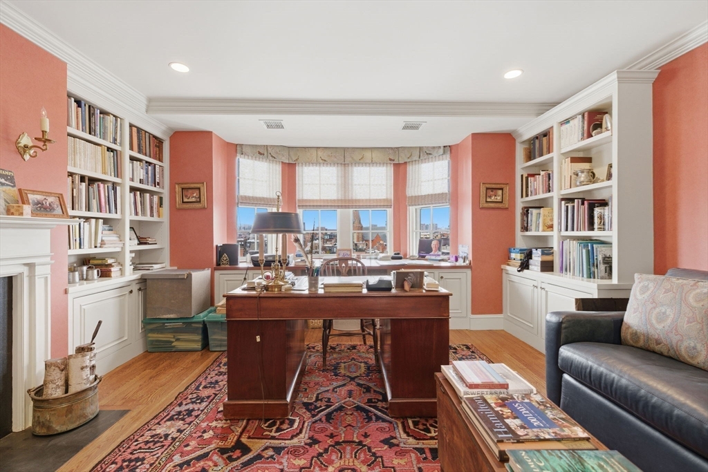 81 Beacon Street, Unit 8 Boston, MA 02108 - Photo 21 of 32 a view of a livingroom with furniture
