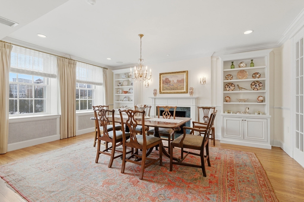 81 Beacon Street, Unit 8 Boston, MA 02108 - Photo 5 of 32 a view of a dining room with furniture
