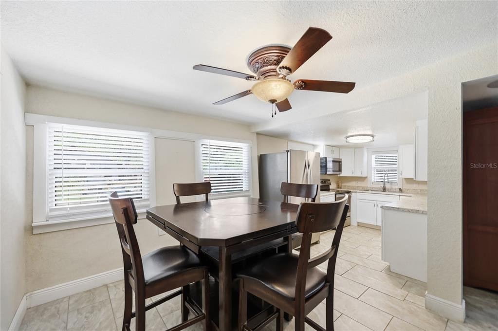 188 Mobile Avenue Altamonte Springs, FL 32714 - Photo 5 of 24