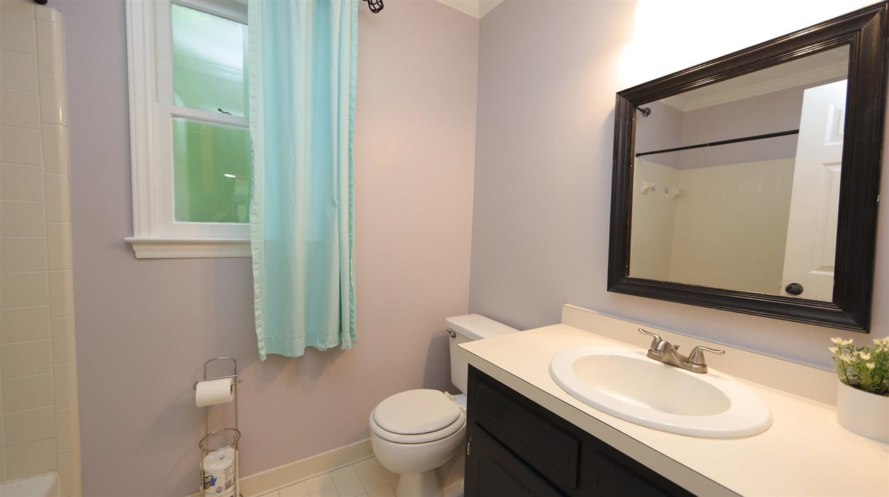 3012 Legging Lane Raleigh, NC 27615 - Photo 21 of 30 Upstairs Full Bath