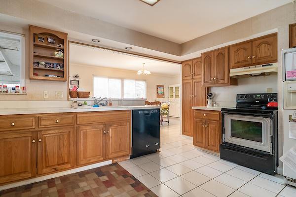 4155 Windermere Road Columbus, OH 43220 - Photo 2 of 23