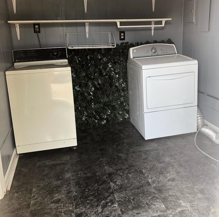 1607 Cairo Road Gallatin, TN 37066 - Photo 15 of 30 a utility room with dryer and washer